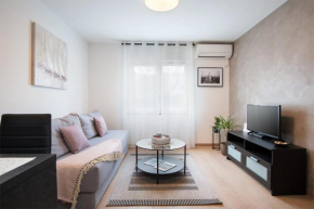 Travel City Suite